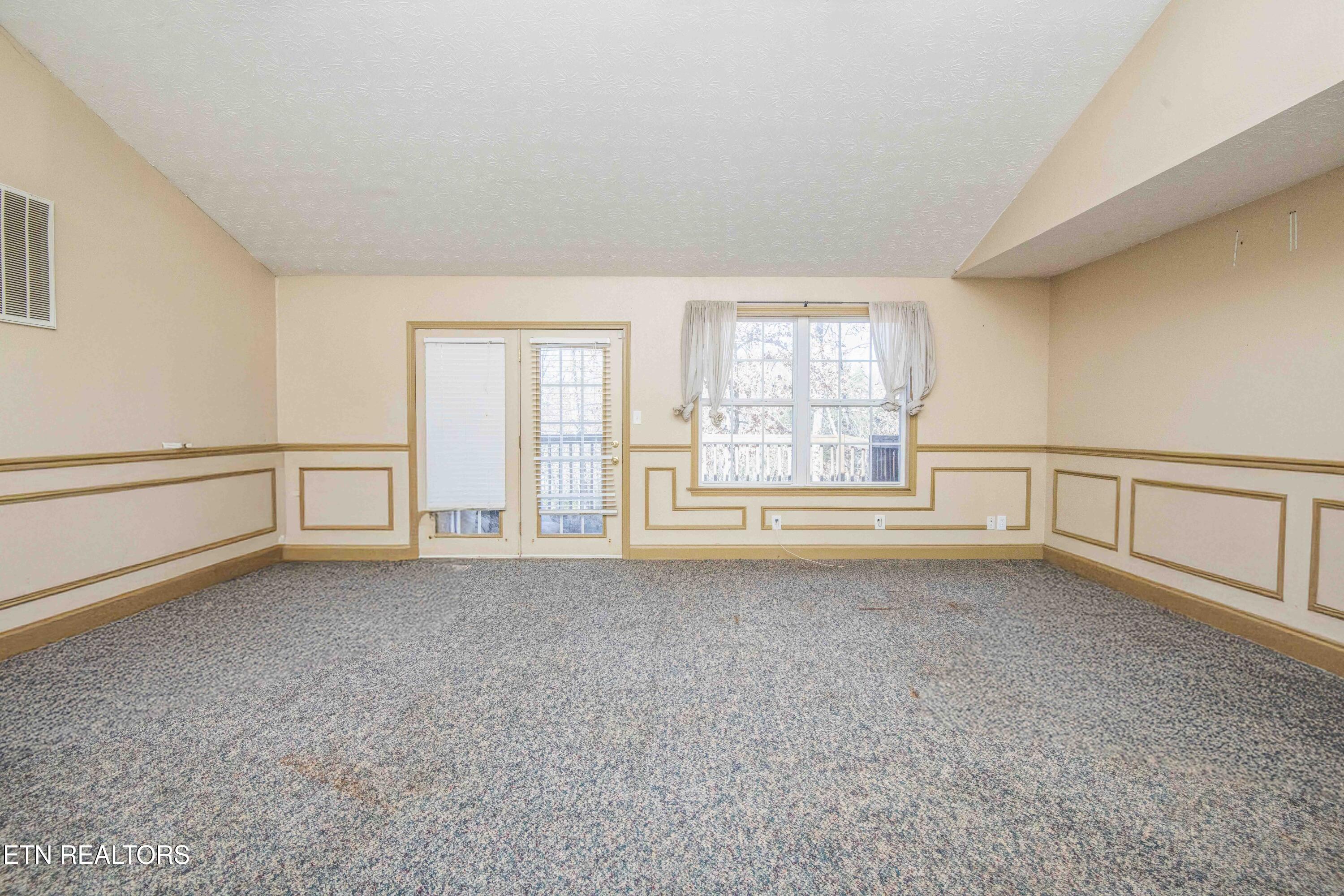 2381 Classic Way Powell, TN 37849 - Photo 20 of 45 living 3