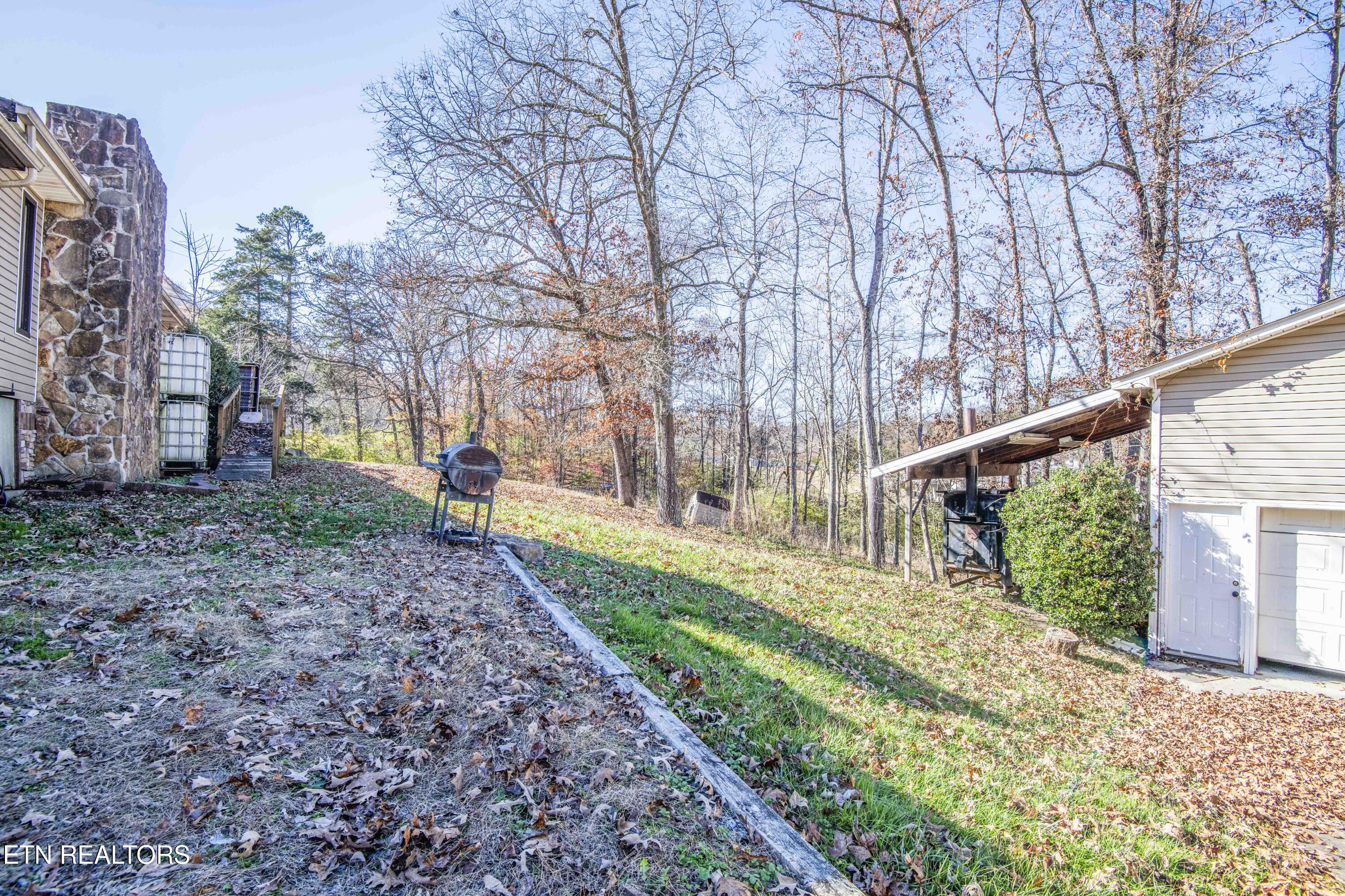 2381 Classic Way Powell, TN 37849 - Photo 37 of 45 yard 4