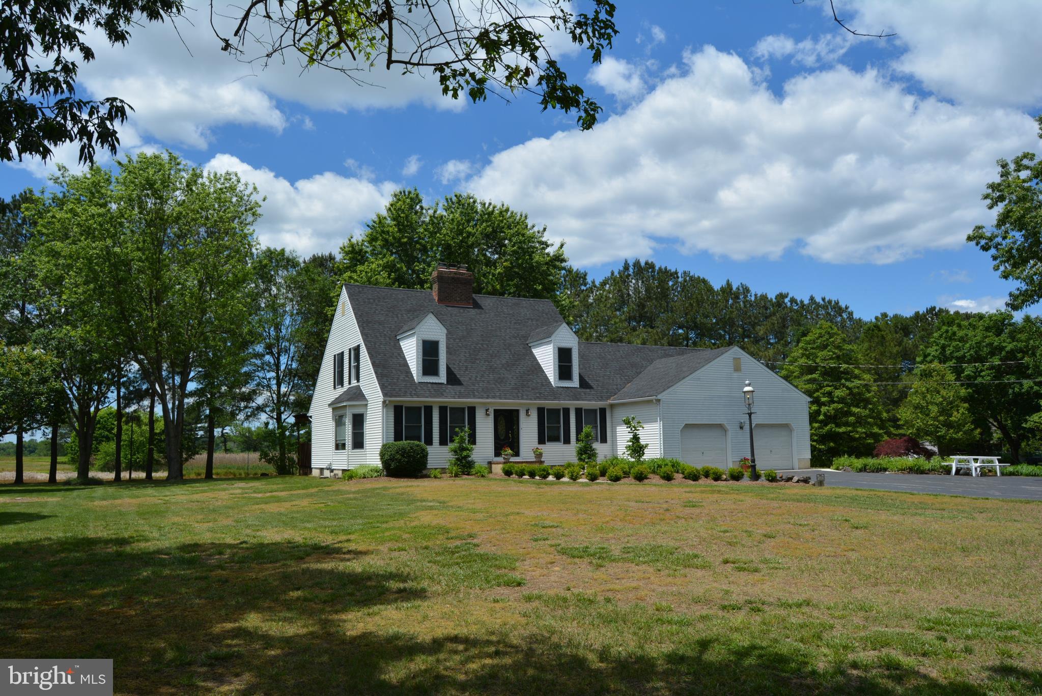 469 Red Lion Road Southampton, NJ 08088 - Photo 1 of 45 a front view of house with yard and green space