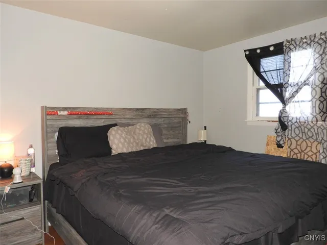 $185,000 | 201 Crehange Street, Syracuse, NY 13205