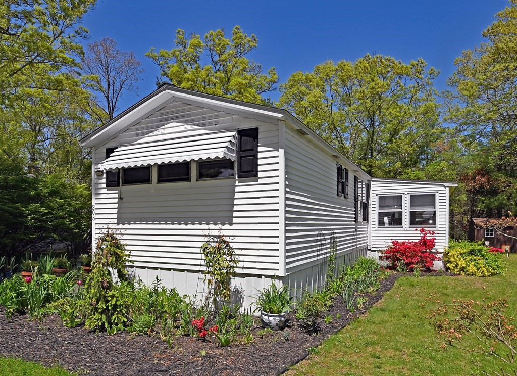 205 Windswept Road Wareham, MA 02571 - Photo 2 of 17 Gallery Image 2