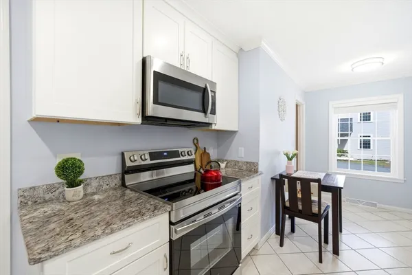 $875,000 | 160 Pine Street, Unit 11, Newton, MA 02466