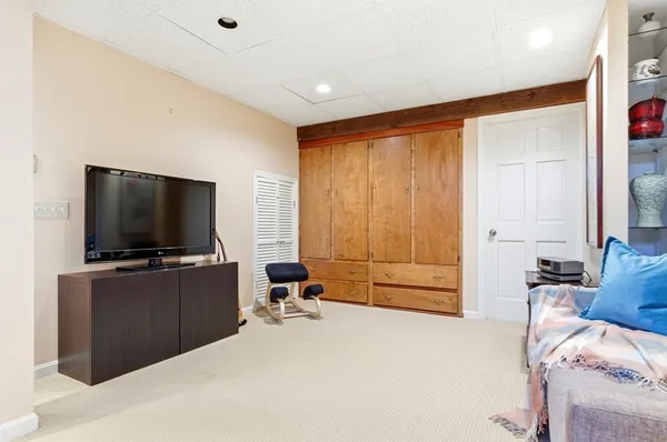 $875,000 | 160 Pine Street, Unit 11, Newton, MA 02466