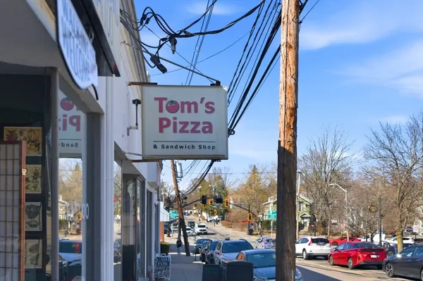 $875,000 | 160 Pine Street, Unit 11, Newton, MA 02466