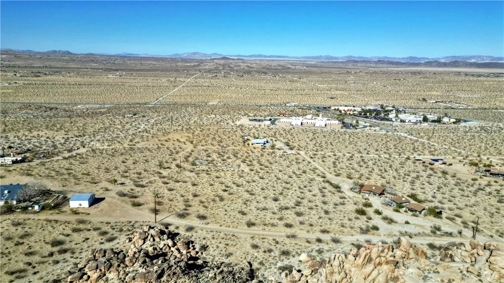 1040 Sullivan Road Santa Ana, CA 92704 - Photo 16 of 24 a view of an ocean and beach