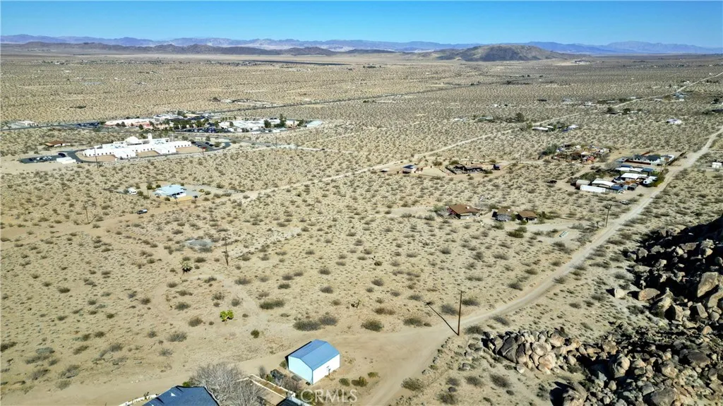 1040 Sullivan Road Santa Ana, CA 92704 - Photo 18 of 24 a view of city and ocean