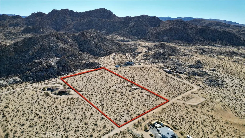 1040 Sullivan Road Santa Ana, CA 92704 - Photo 7 of 24 a view of a large mountain