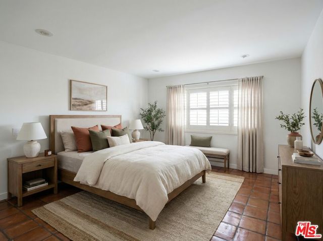 $3,999,000 | 22548 Pacific Coast Highway, Unit 101, Malibu, CA 90265