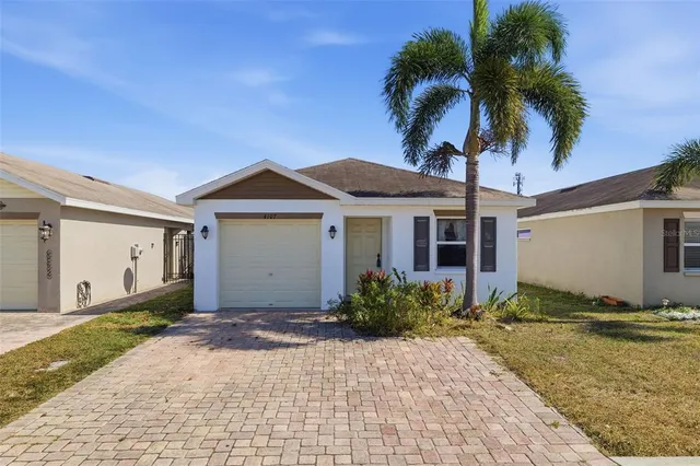 $275,000 | 4107 11th Street East, Bradenton, FL 34208