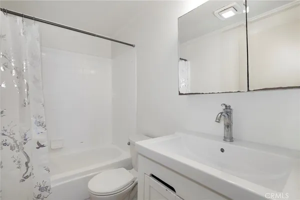 $549,000 | 607 South Prospect Avenue, Unit 306, Redondo Beach, CA 90277