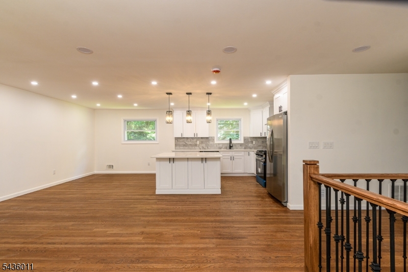 104 Marmora Road Parsippany, NJ 07054 - Photo 10 of 38