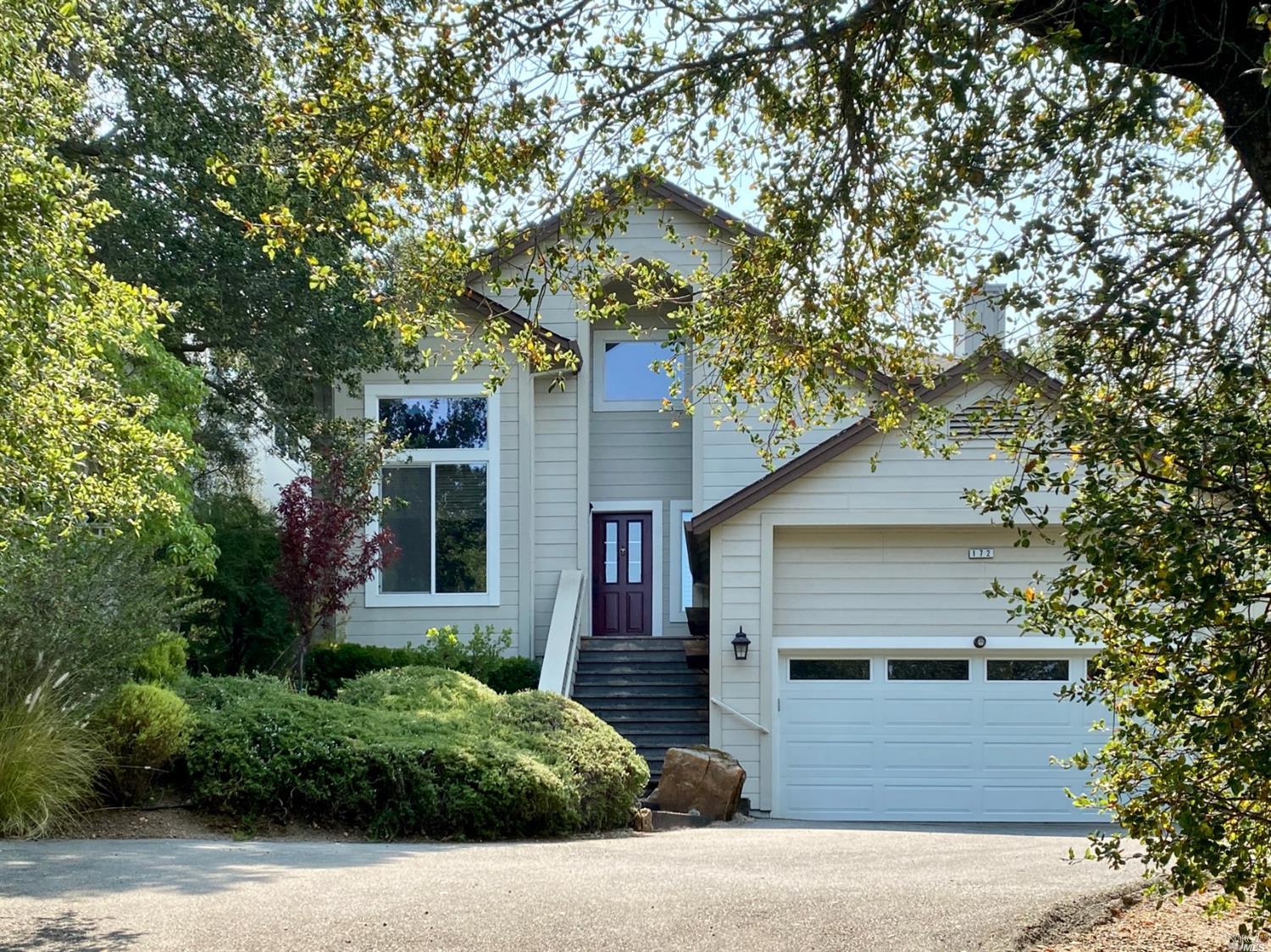 172 Theodor Lane, Sonoma, CA 95476 Compass