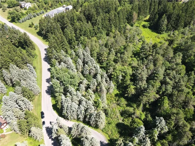 $185,000 | 7040 Whitney Farm Lane, Pompey, NY 13078