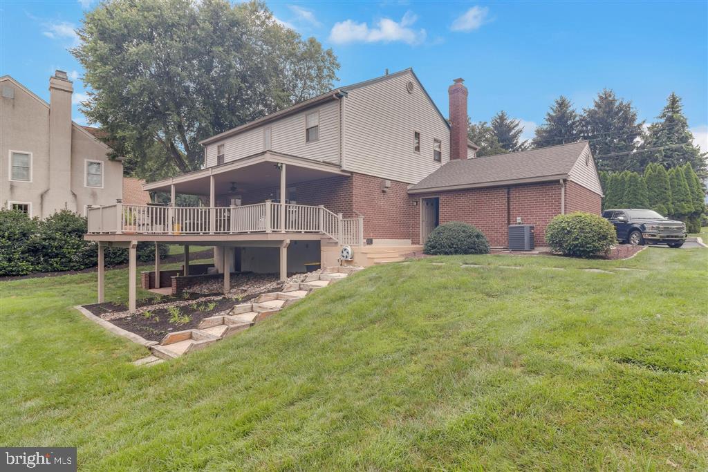 457 Beatty Road Springfield, PA 19064 - Photo 5 of 36