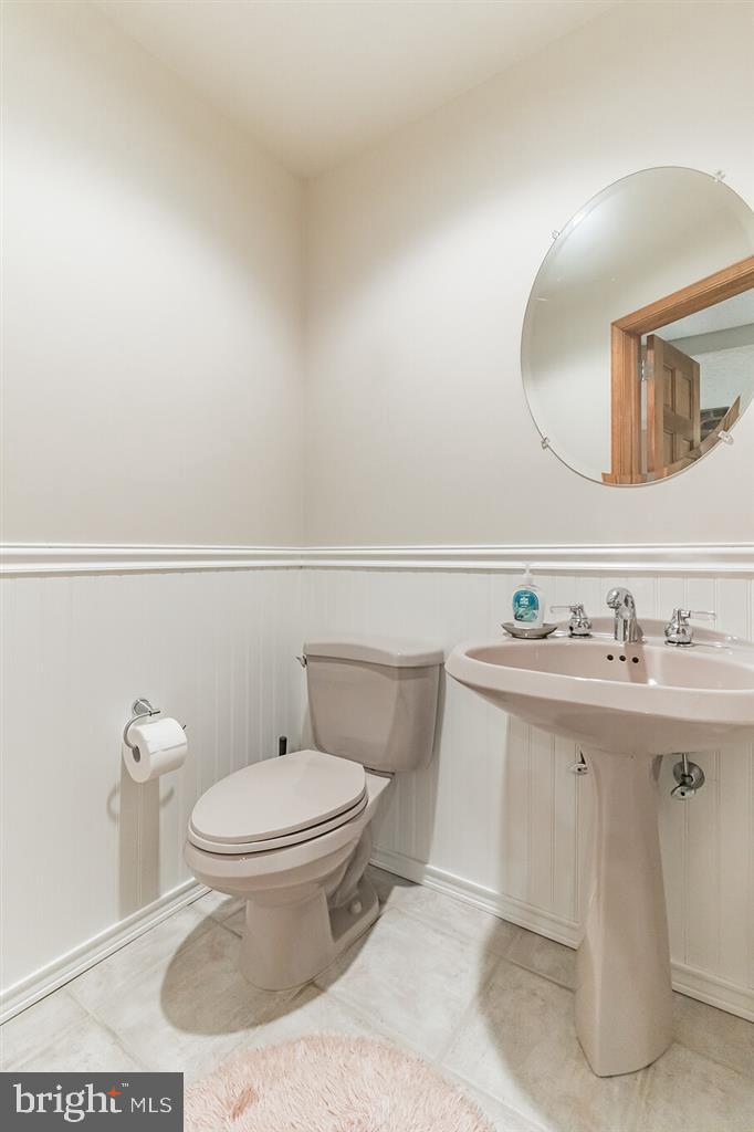 457 Beatty Road Springfield, PA 19064 - Photo 7 of 36