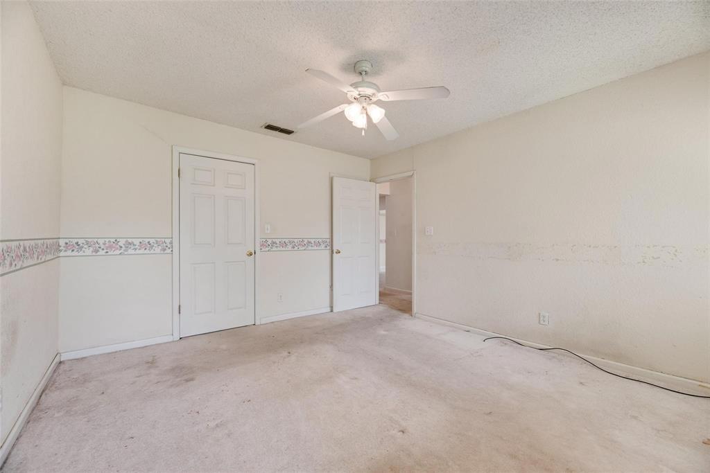 918 Prairie Avenue Cleburne, TX 76033 - Photo 13 of 25 a view of an empty room