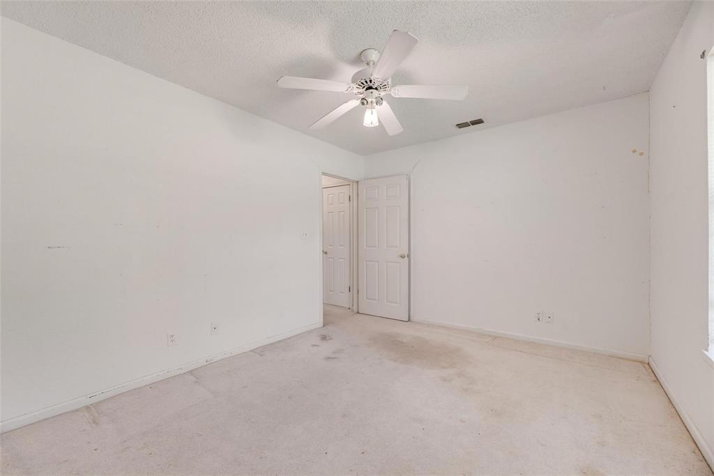 918 Prairie Avenue Cleburne, TX 76033 - Photo 19 of 25 a view of an empty room