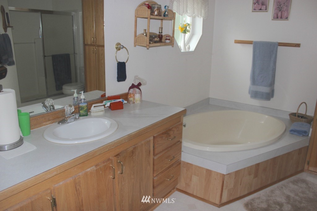 7418 197th Lane Southwest Rochester, WA 98579 - Photo 16 of 25 Gallery Image 16
