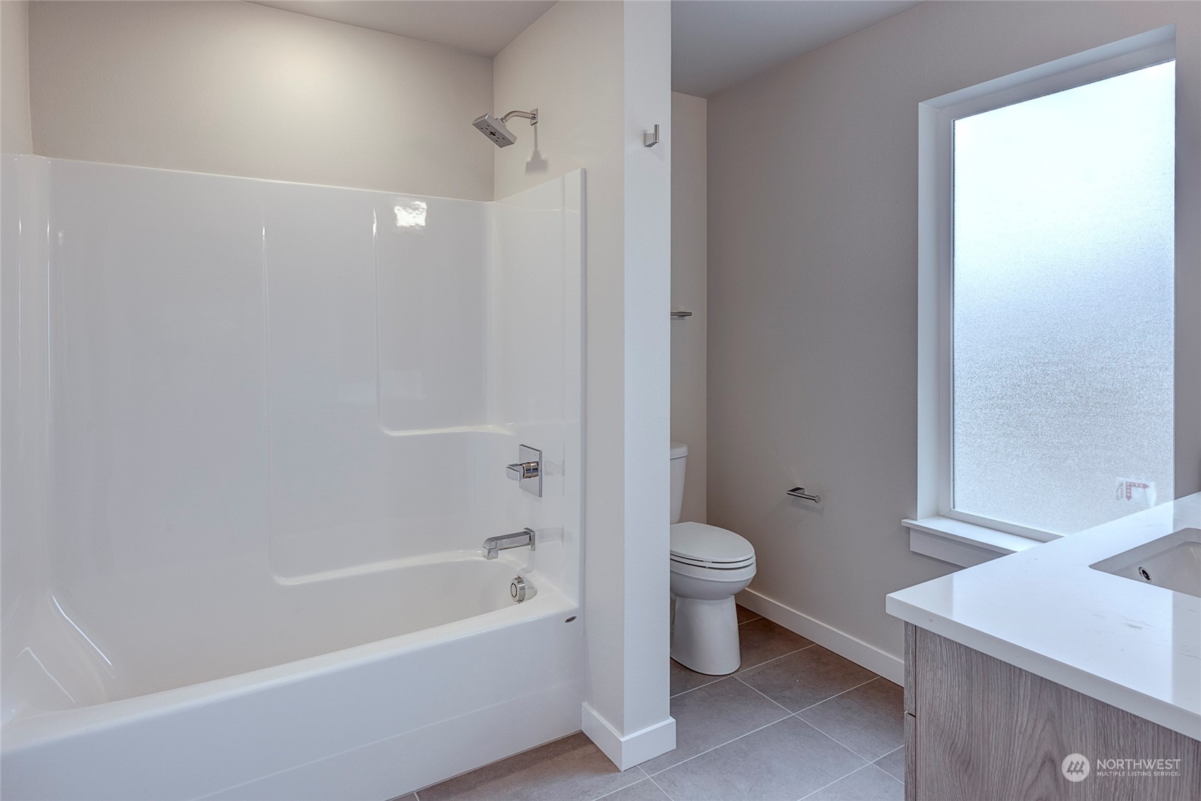 8834 Northeast 173rd Place, Unit A Bothell, WA 98011 - Photo 31 of 39 Gallery Image 31