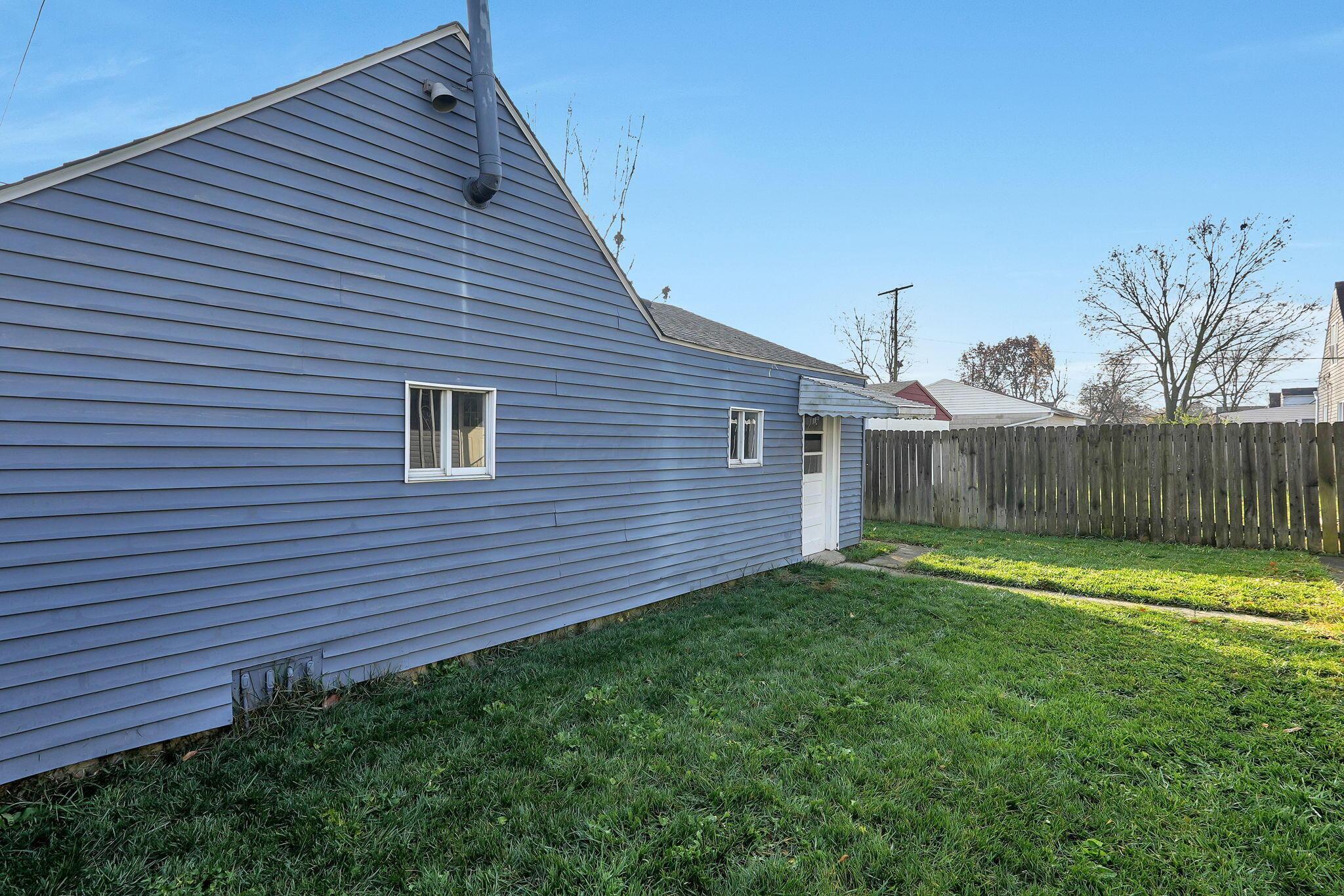 814 Chestershire Road Columbus, OH 43204 - Photo 36 of 51 33-web-or-mls-814-chestershire-rd