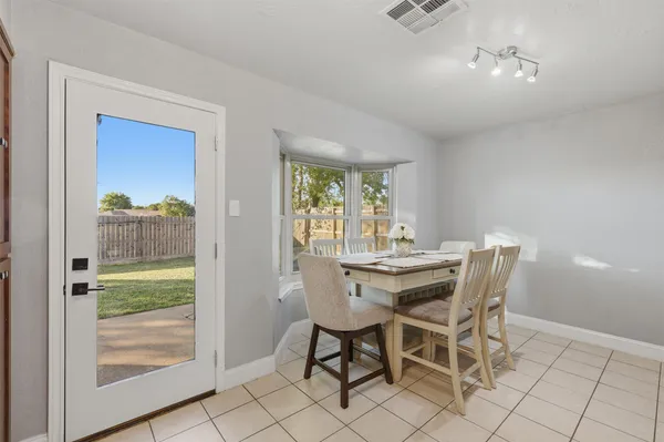 $270,000 | 5919 Ollia Circle, Pasadena, TX 77505