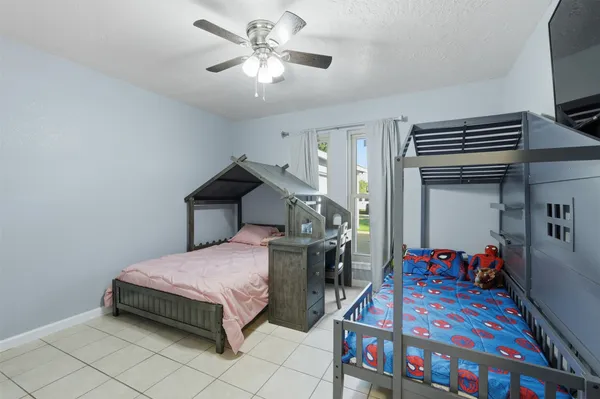 $270,000 | 5919 Ollia Circle, Pasadena, TX 77505