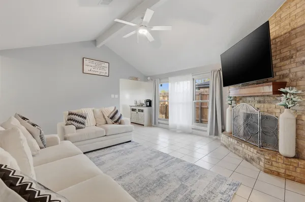 $270,000 | 5919 Ollia Circle, Pasadena, TX 77505