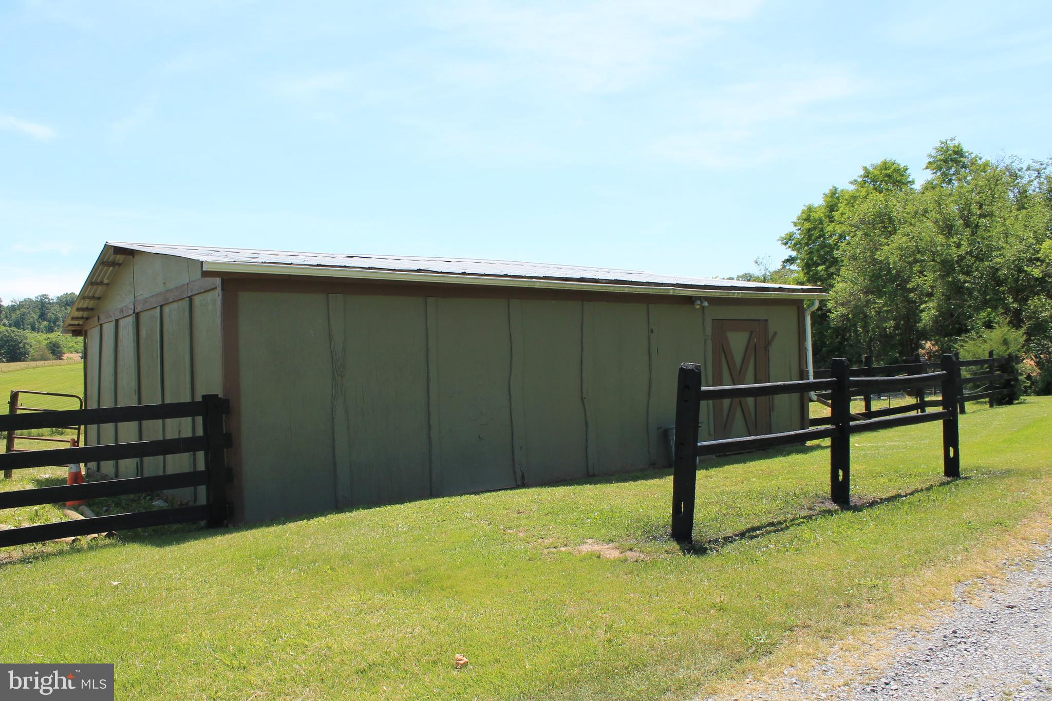 1615 Pleasant View Road Mount Jackson, VA 22842 - Photo 104 of 131 Barn