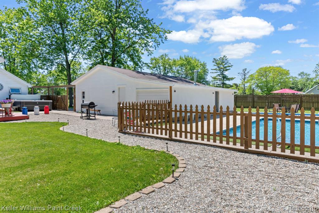 3100 Vincent Road North Street, MI 48049 - Photo 27 of 39