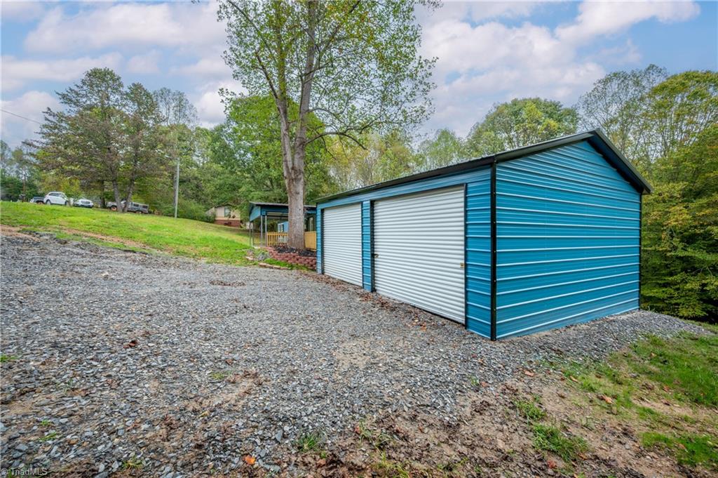 157 Cedar Point Drive Mount Airy, NC 27030 - Photo 7 of 35