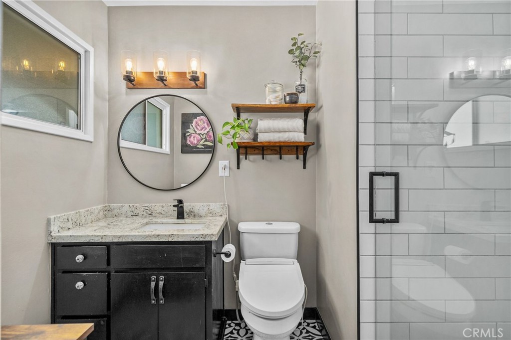 609 Cardinal Lane Redlands, CA 92374 - Photo 16 of 41 Executive Bathroom
