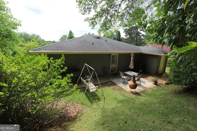 $2,050 | 104 Ridgecrest Road, LaGrange, GA 30240