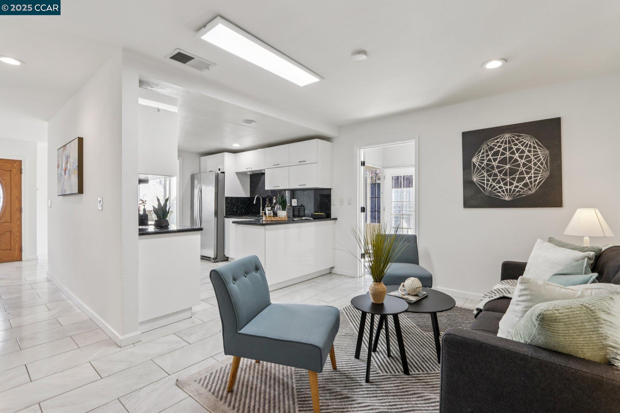 1998 Edgeview Drive San Jose, CA 95122 - Photo 13 of 48