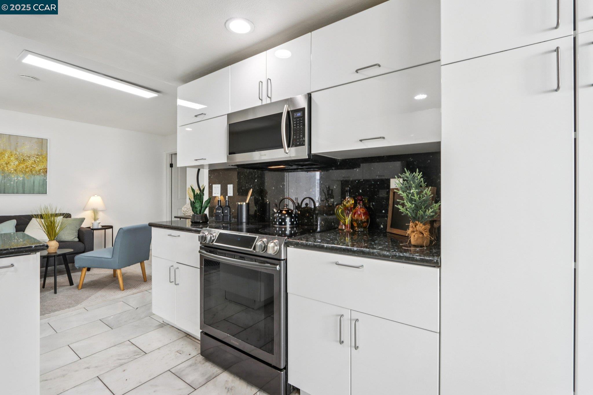 1998 Edgeview Drive San Jose, CA 95122 - Photo 20 of 48