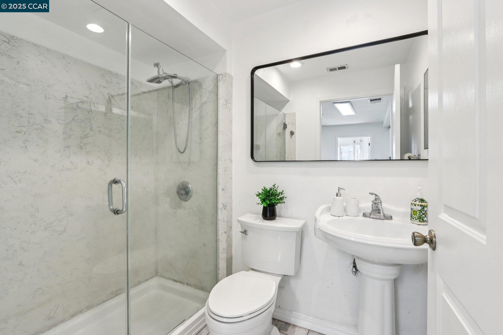 1998 Edgeview Drive San Jose, CA 95122 - Photo 24 of 48