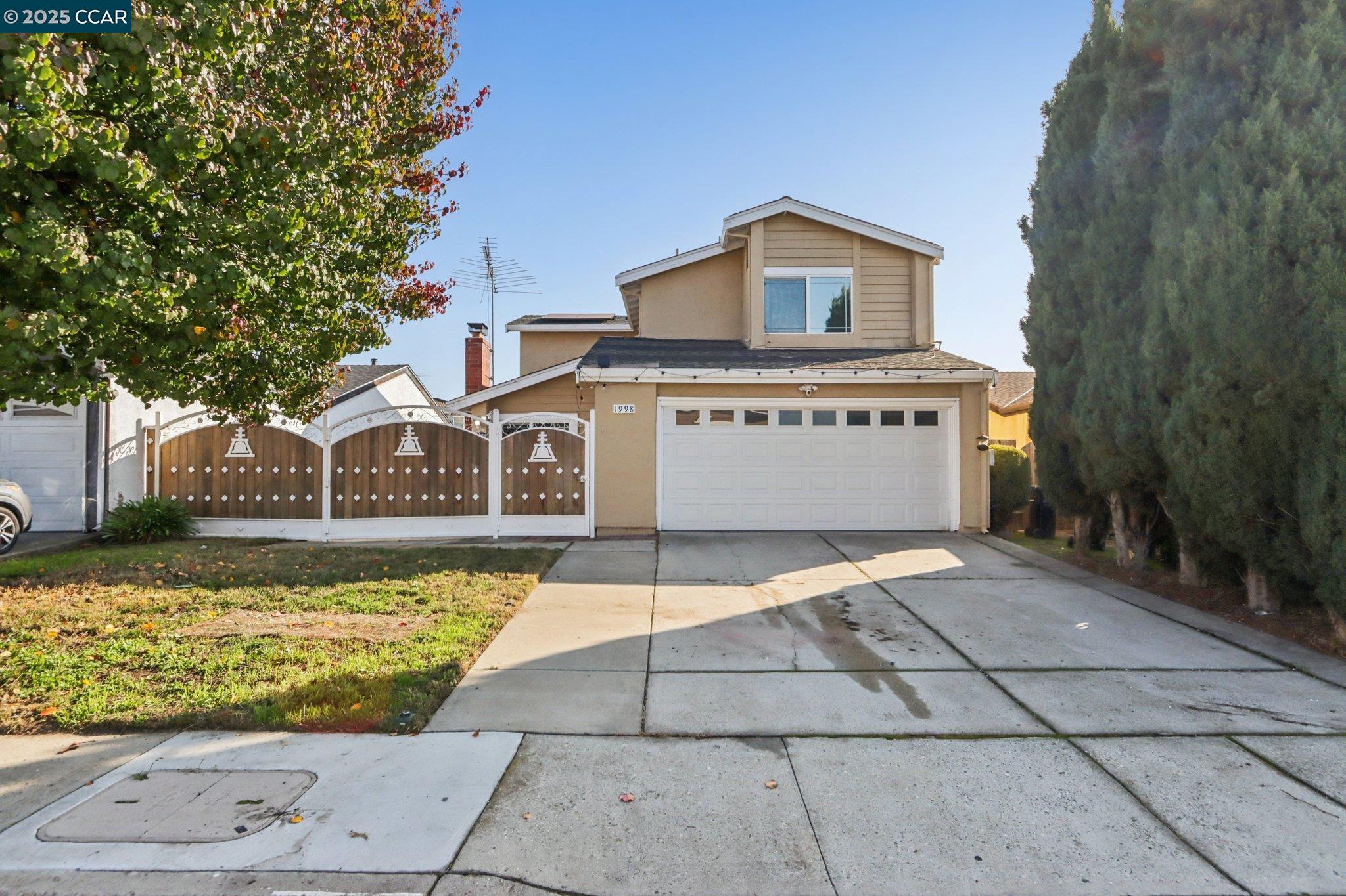 1998 Edgeview Drive San Jose, CA 95122 - Photo 3 of 48