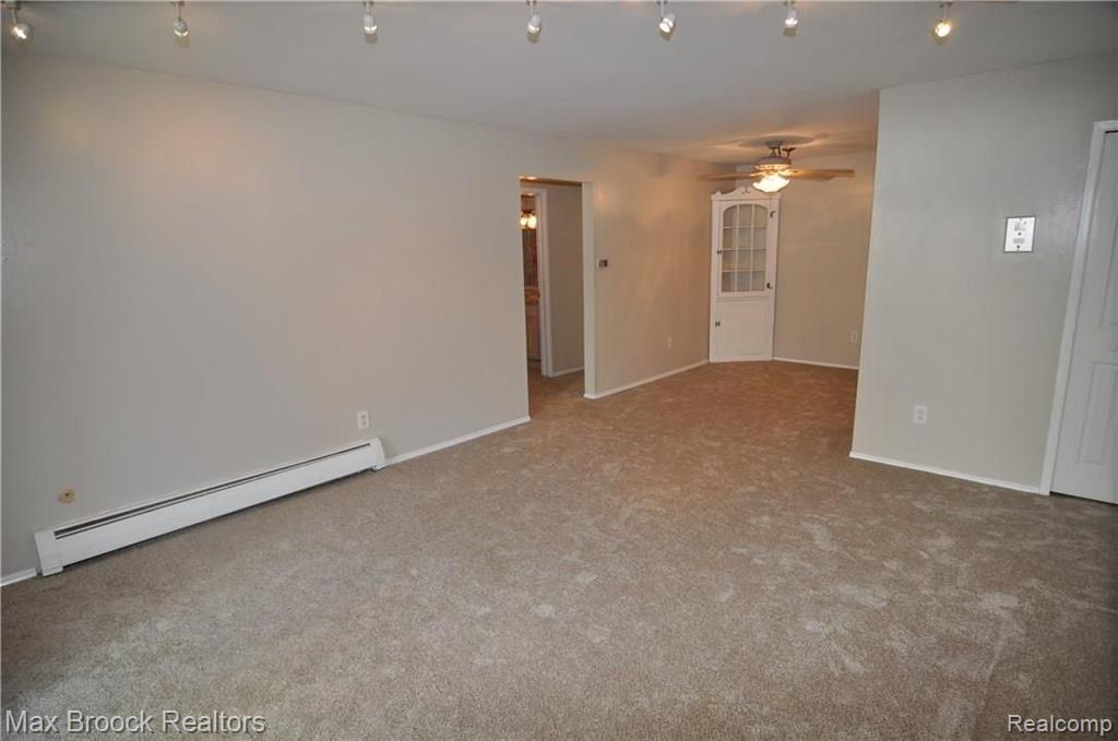 4905 Crooks Road Royal Oak, MI 48073 - Photo 4 of 17