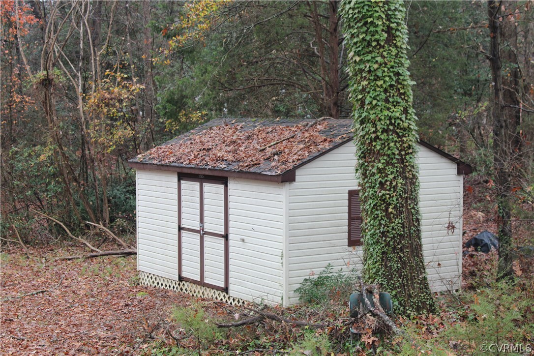 3400 Roxbury Road Charles City, VA 23030 - Photo 3 of 5 Gallery Image 3