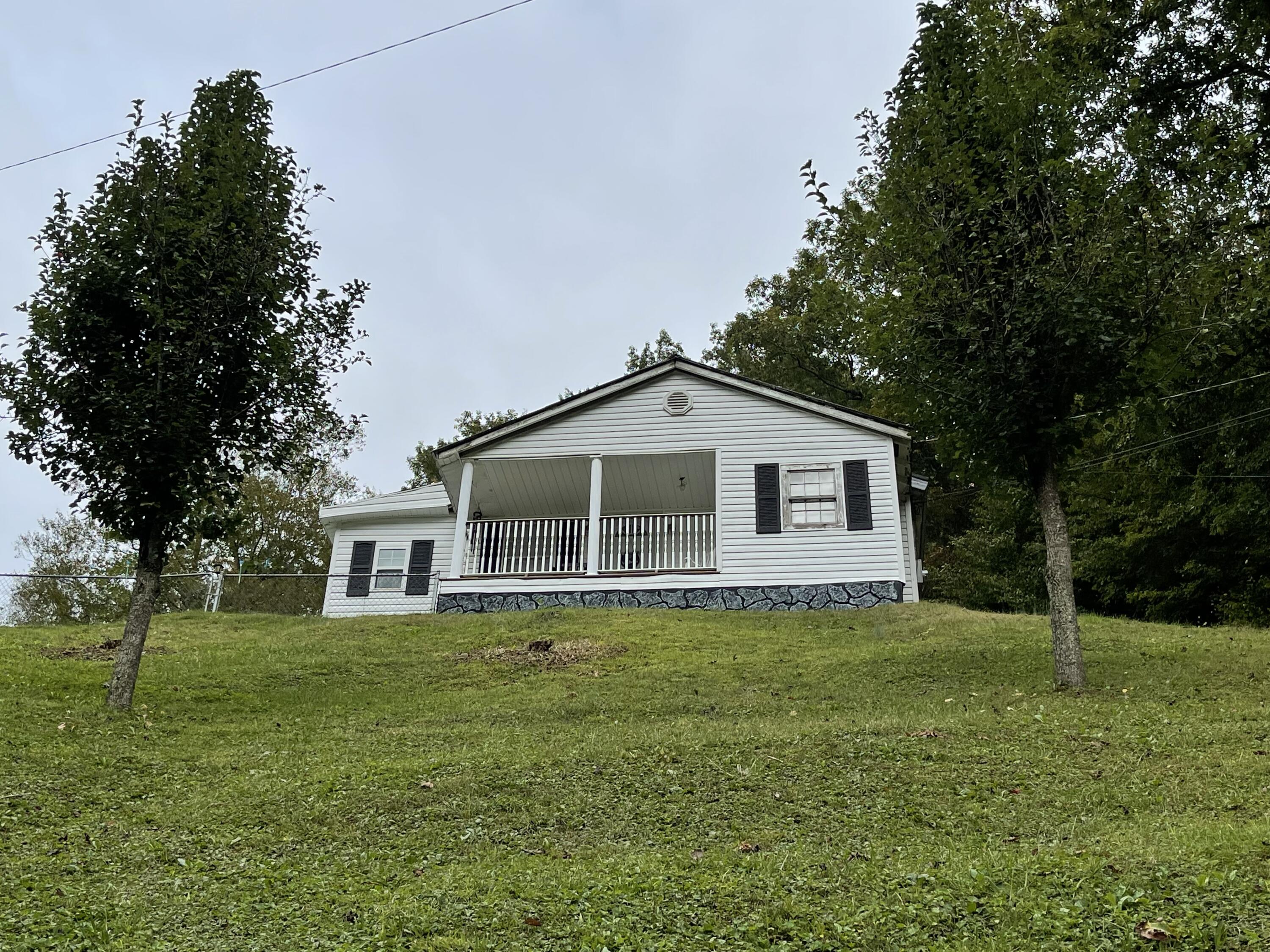 507 Turkey Fork Road Scalf, KY 40982 - Photo 2 of 14 IMG-3325