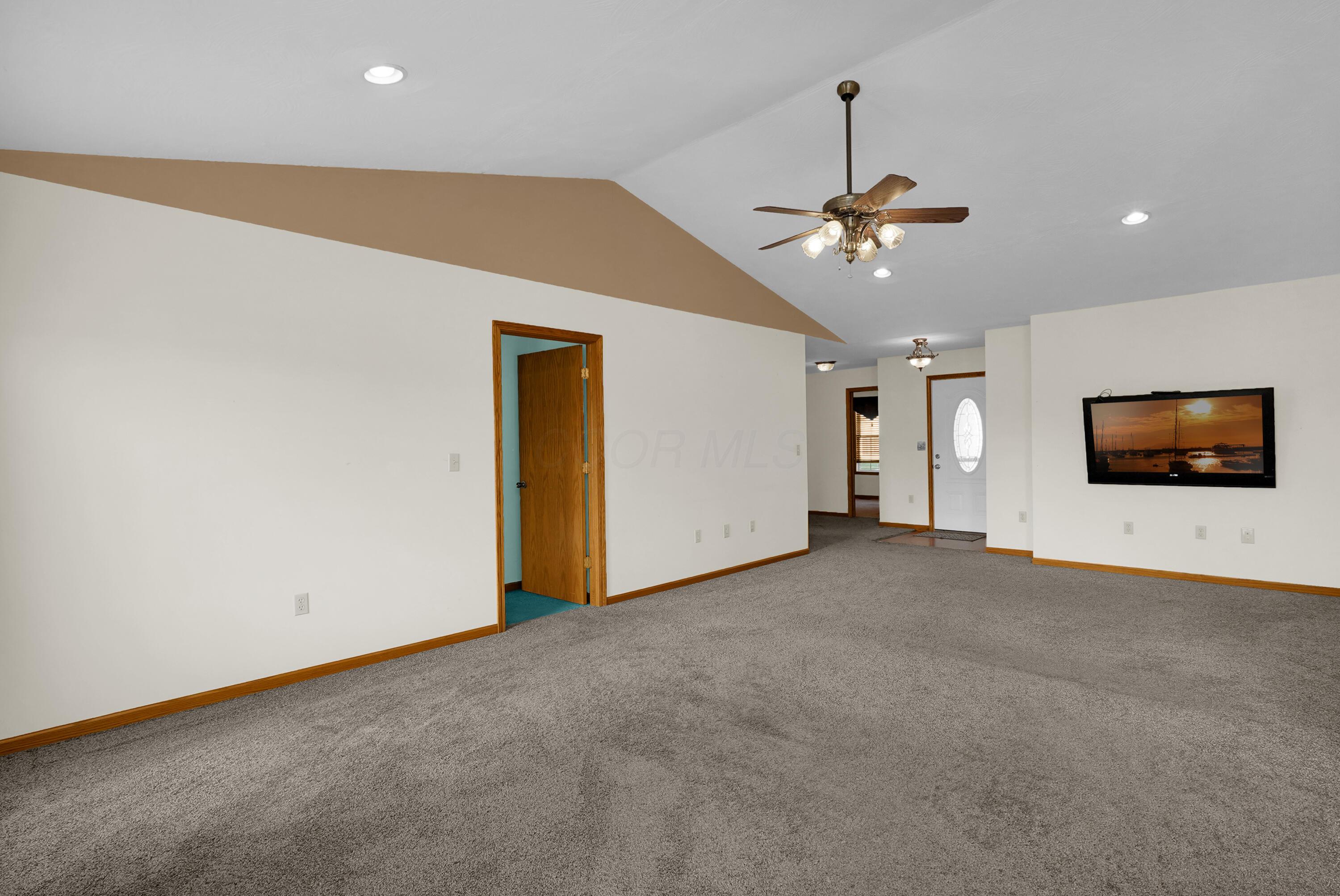 186 Midland Street Cardington, OH 43315 - Photo 8 of 35 DSC02532