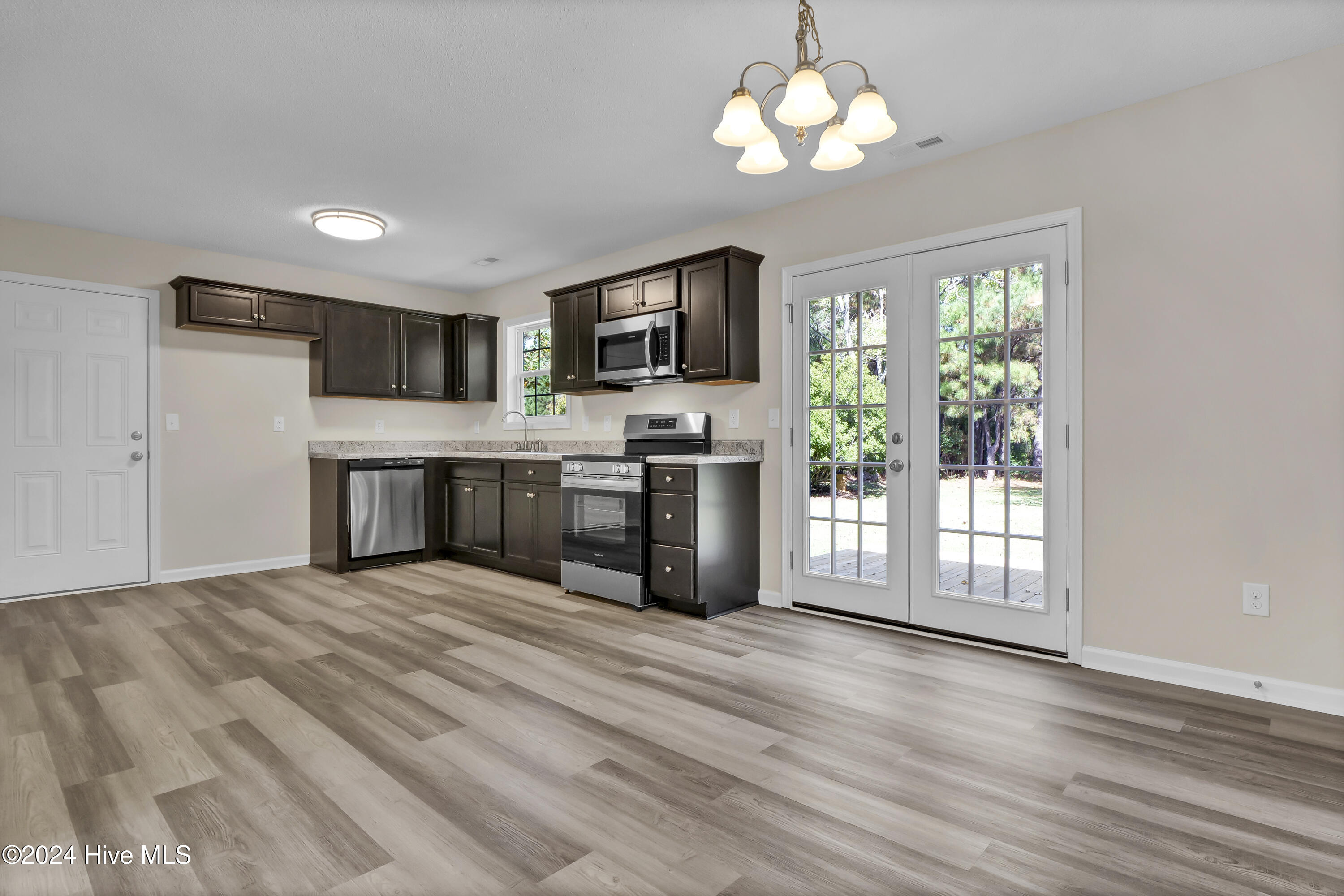 1912 Paulette Road Morehead City, NC 28557 - Photo 8 of 30 PJA12410