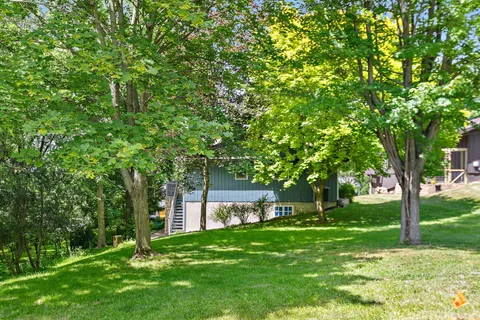 $405,000 | 2 Summit Avenue, East Dundee, IL 60118