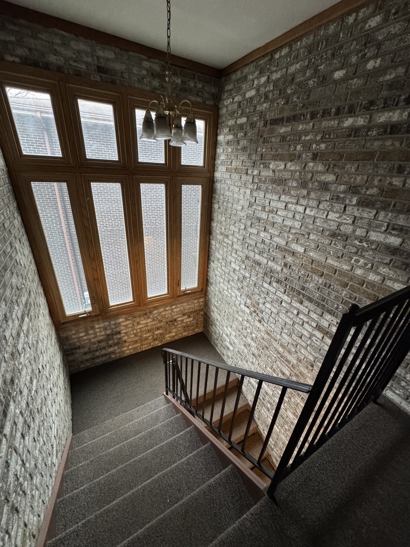 4535 Rumsey Avenue, Unit 3E Oak Lawn, IL 60453 - Photo 11 of 12 a view of entryway