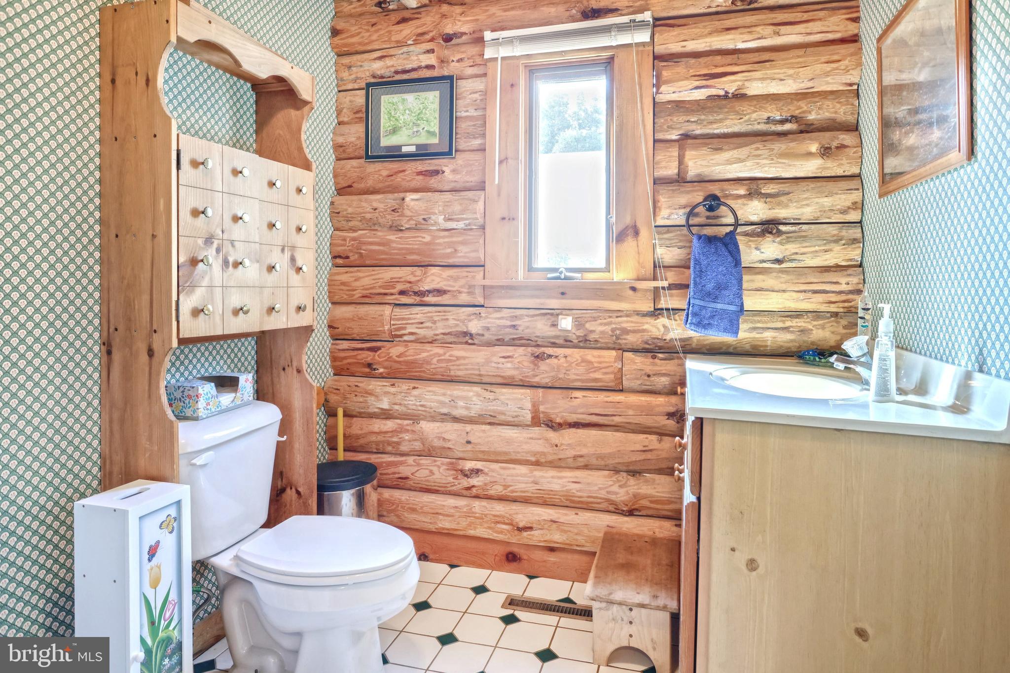 395 Bottom Road Orrtanna, PA 17353 - Photo 19 of 46 Gallery Image 19