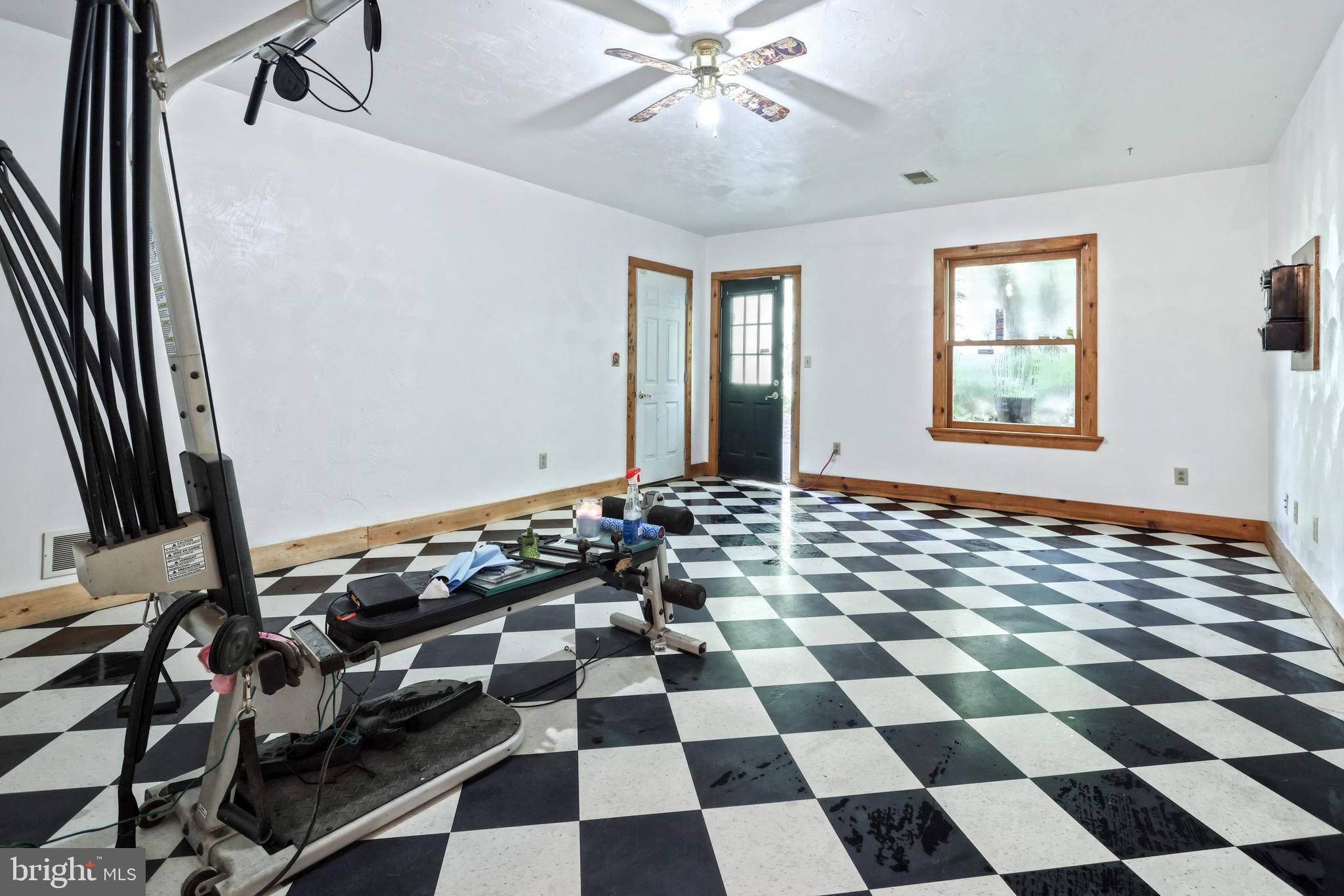 395 Bottom Road Orrtanna, PA 17353 - Photo 33 of 46 Gallery Image 33