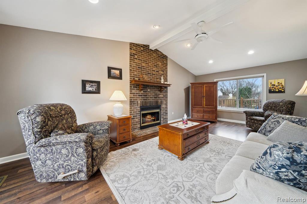 2275 Highsplint Drive Rochester Hills, MI 48307 - Photo 5 of 40 Gallery Image 5