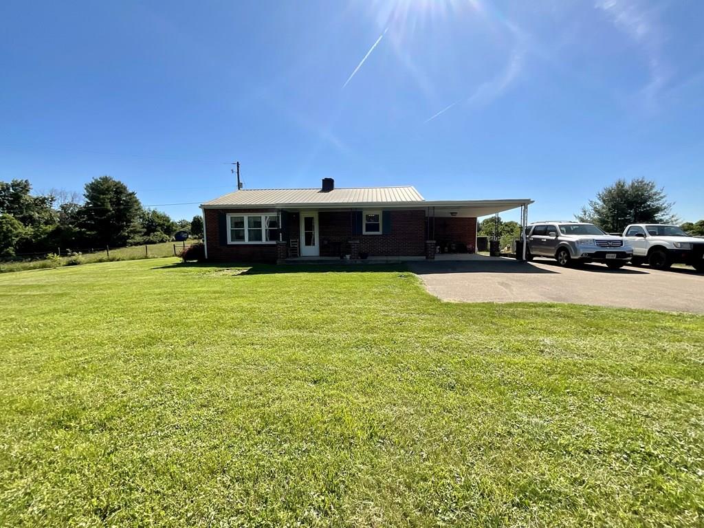 1527 Cardinal Road Galax, VA 24333 - Photo 1 of 21 Gallery Image 1