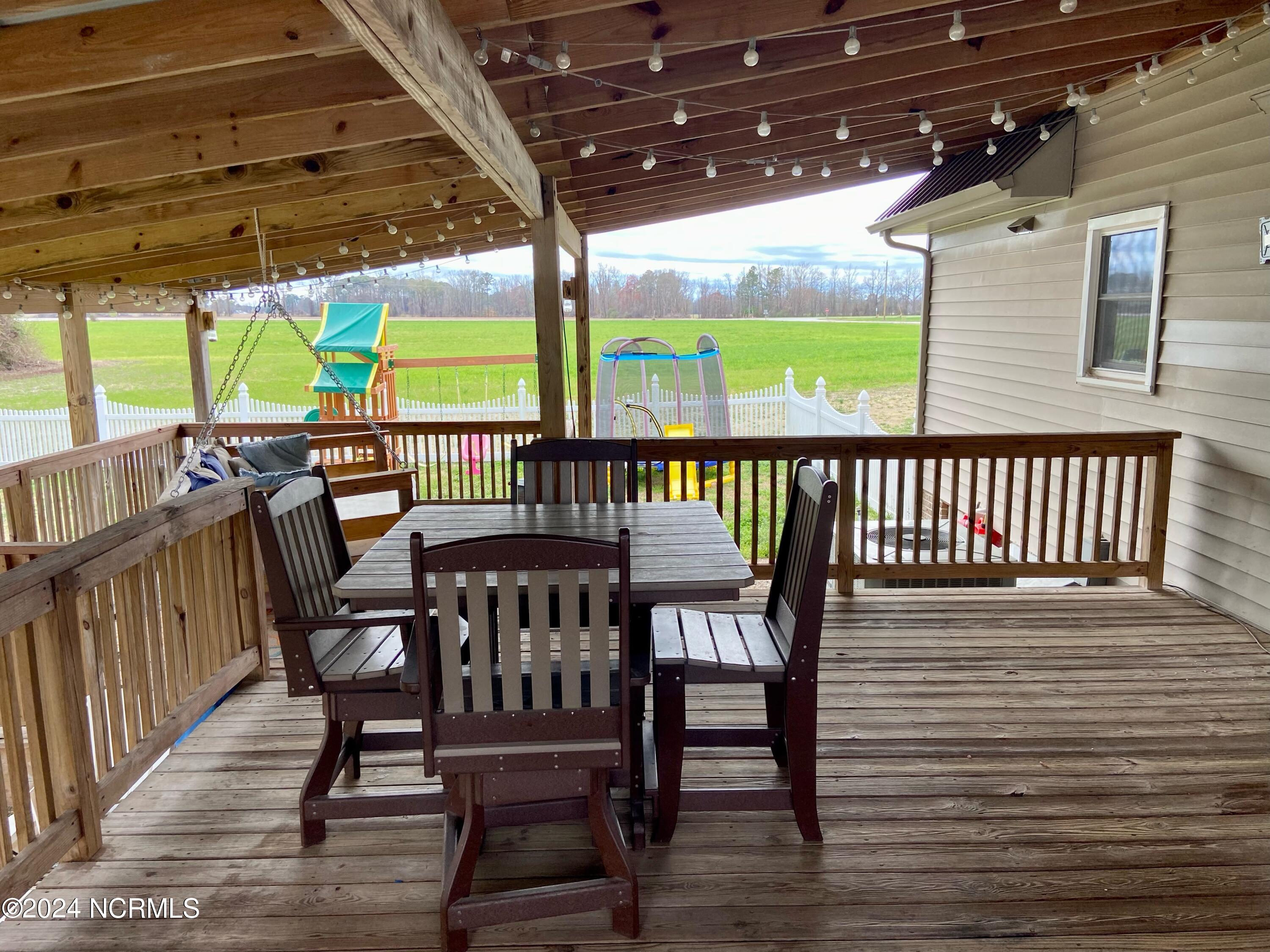 1142 View Nicholson Road Williamston, NC 27892 - Photo 4 of 12 FullSizeRender