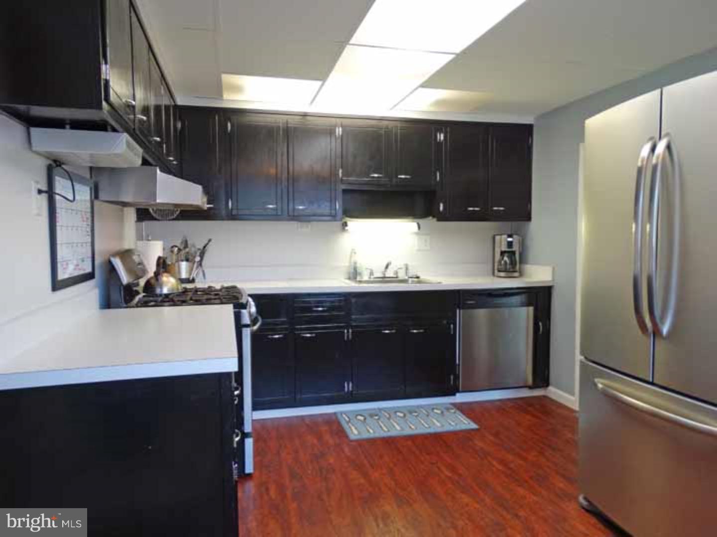 9733 Susan Road Philadelphia, PA 19115 - Photo 8 of 20