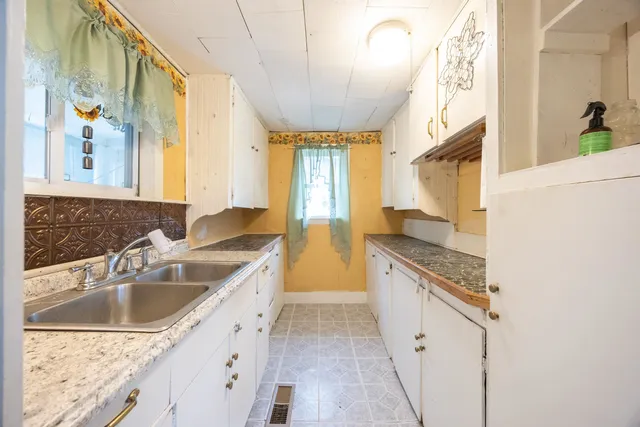 $268,000 | 220 Lime Kiln Road, Haverhill, NH 03780